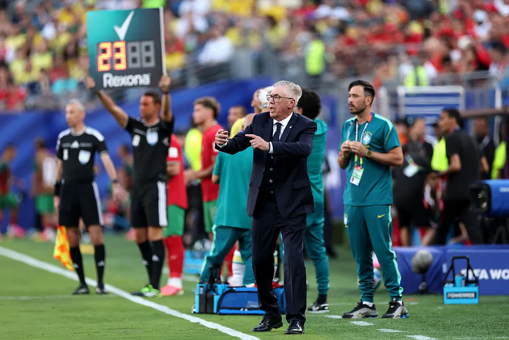 Carlo Ancelotti pode promover mudanças contra o Haiti, mas não muitas, segundo ESPN (Foto: Darrian Traynor/Getty Images)