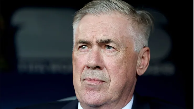 Ancelotti à beira do campo antes da estreia da Seleção na Copa. Foto: Dan Mullan/Getty Images