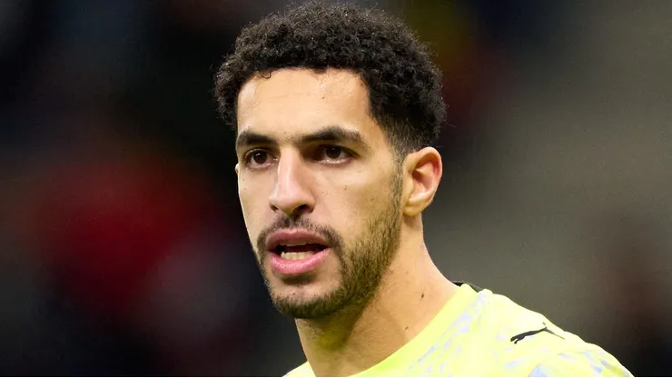 Mostafa Shobeir durante jogo do Egito. (Photo by Alex Caparros/Getty Images)