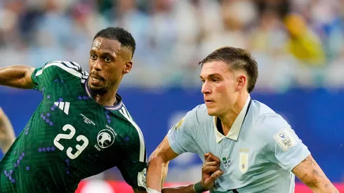 Uruguai empata contra Arábia Saudita pela Copa em jogo frenético. Foto: IMAGO / DeFodi Images