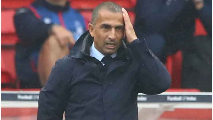 Sabri Lamouchi entra para lista rara de técnicos demitidos em Copas. Foto: Matthew Lewis/Getty Images