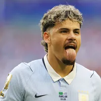 Maxi Araújo livra Uruguai de derrota na Copa