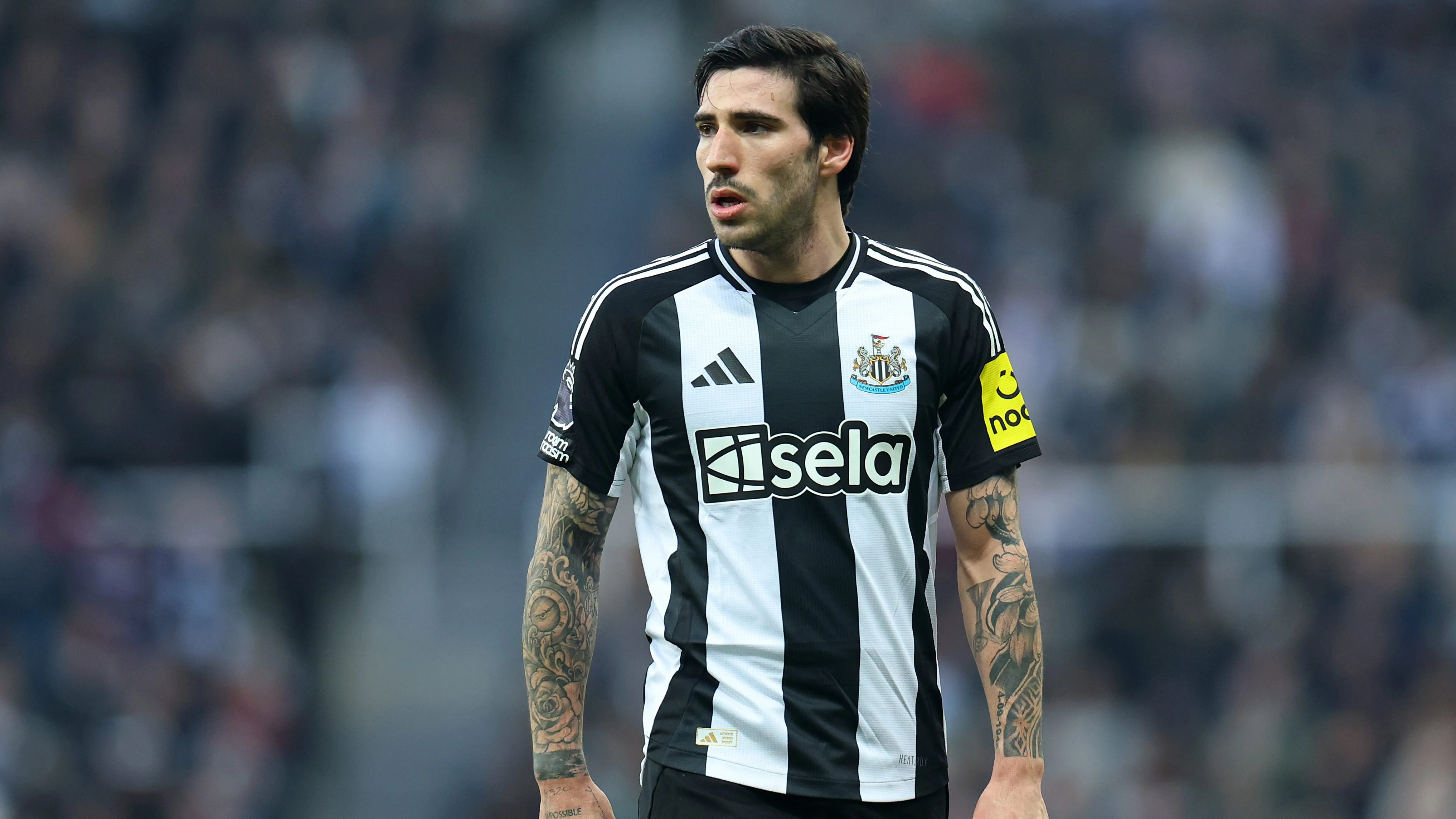 Sandro Tonali em jogo do Newcastle