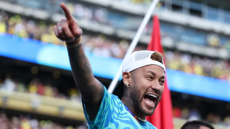 Neymar ficou fora do jogo de estreia do Brasil na Copa (Dan Mullan/Getty Images)