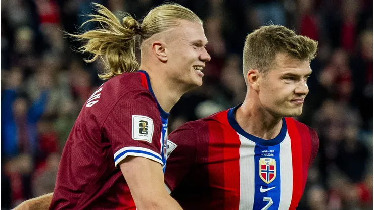 Haaland e Sorloth na partida pela Noruega. Foto: IMAGO / NTB