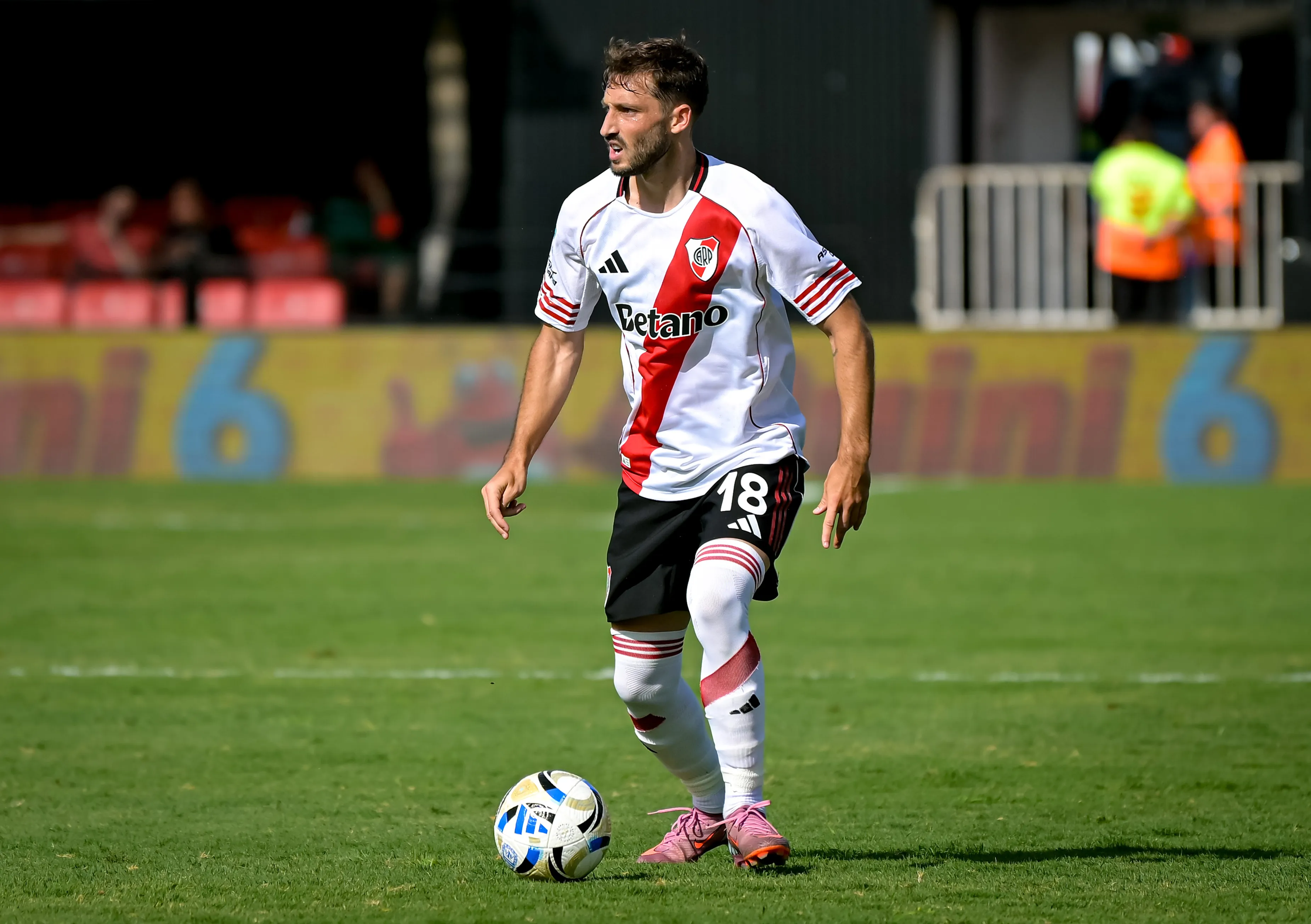 Viña durante uma partida pelo River Plate (Foto: Marcelo Endelli/Getty Images)