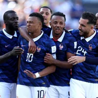 França gera comparações com o Brasil após estreia na Copa