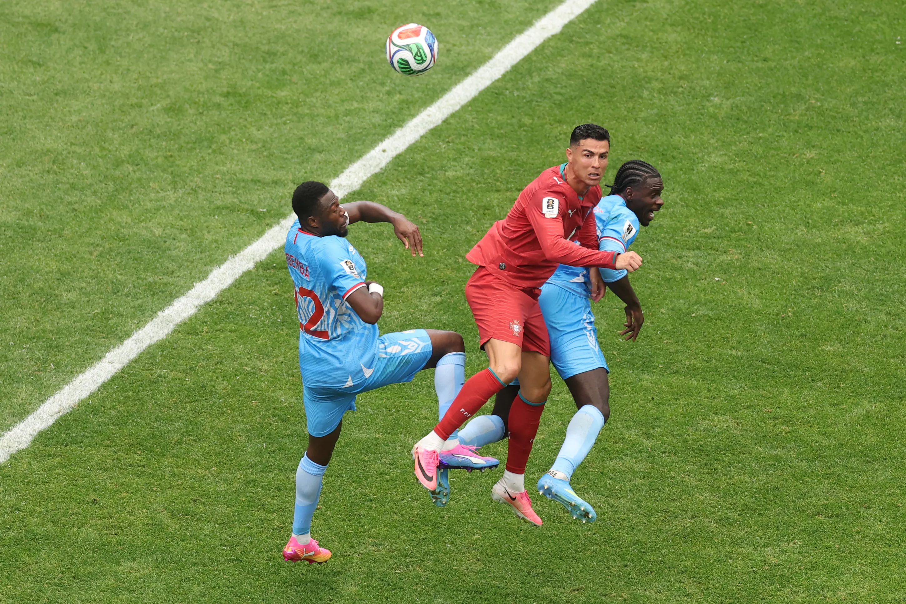 Cristiano Ronaldo em ação contra RD do Congo. (Foto: Lars Baron/Getty Images)