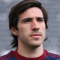 City se movimenta pelas contratações de Sandro Tonali e Elliot Anderson