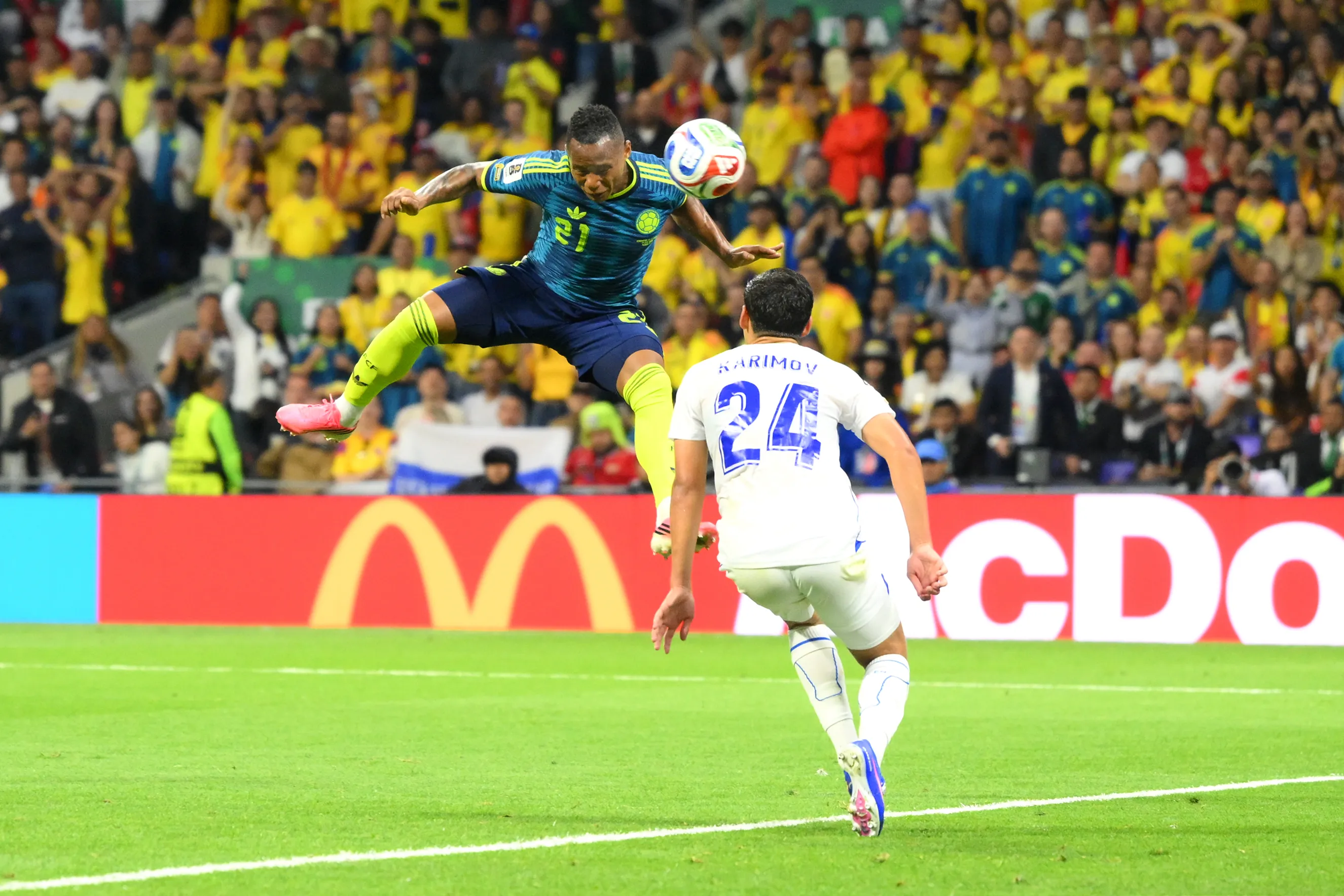 Campaz marcou o terceiro gol de Colômbia x Uzbequistão. (Foto: David Ramos/Getty Images)