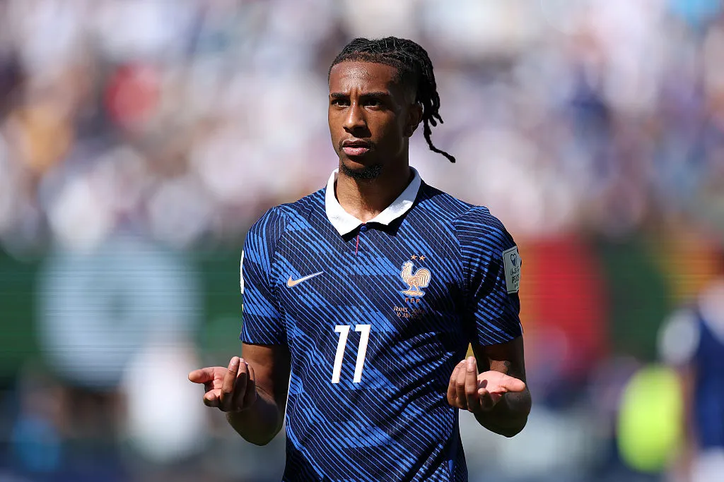EAST RUTHERFORD, NEW JERSEY – Michael Olise em ação pela França na Copa (Foto: Dan Mullan/Getty Images)