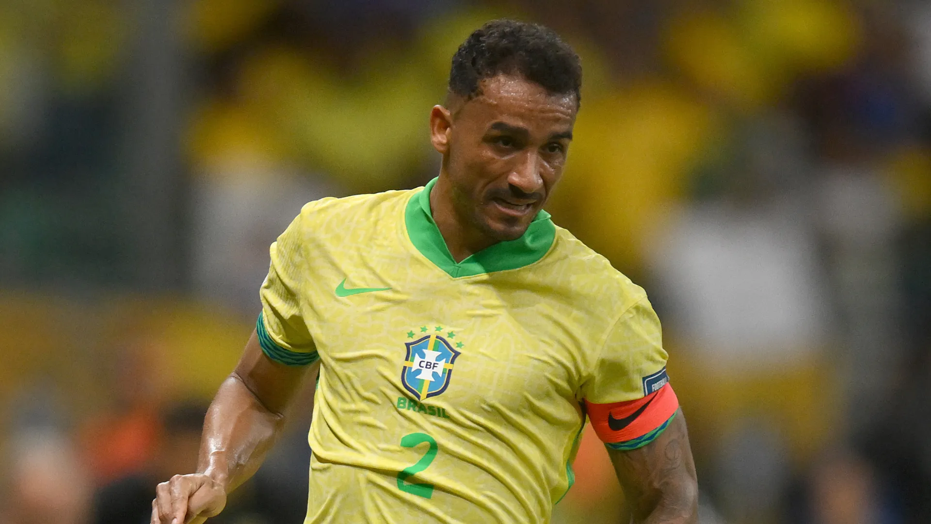 Danilo em jogo da Seleção Brasileira