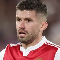 Ajax encaminha a contratação de Caio Henrique