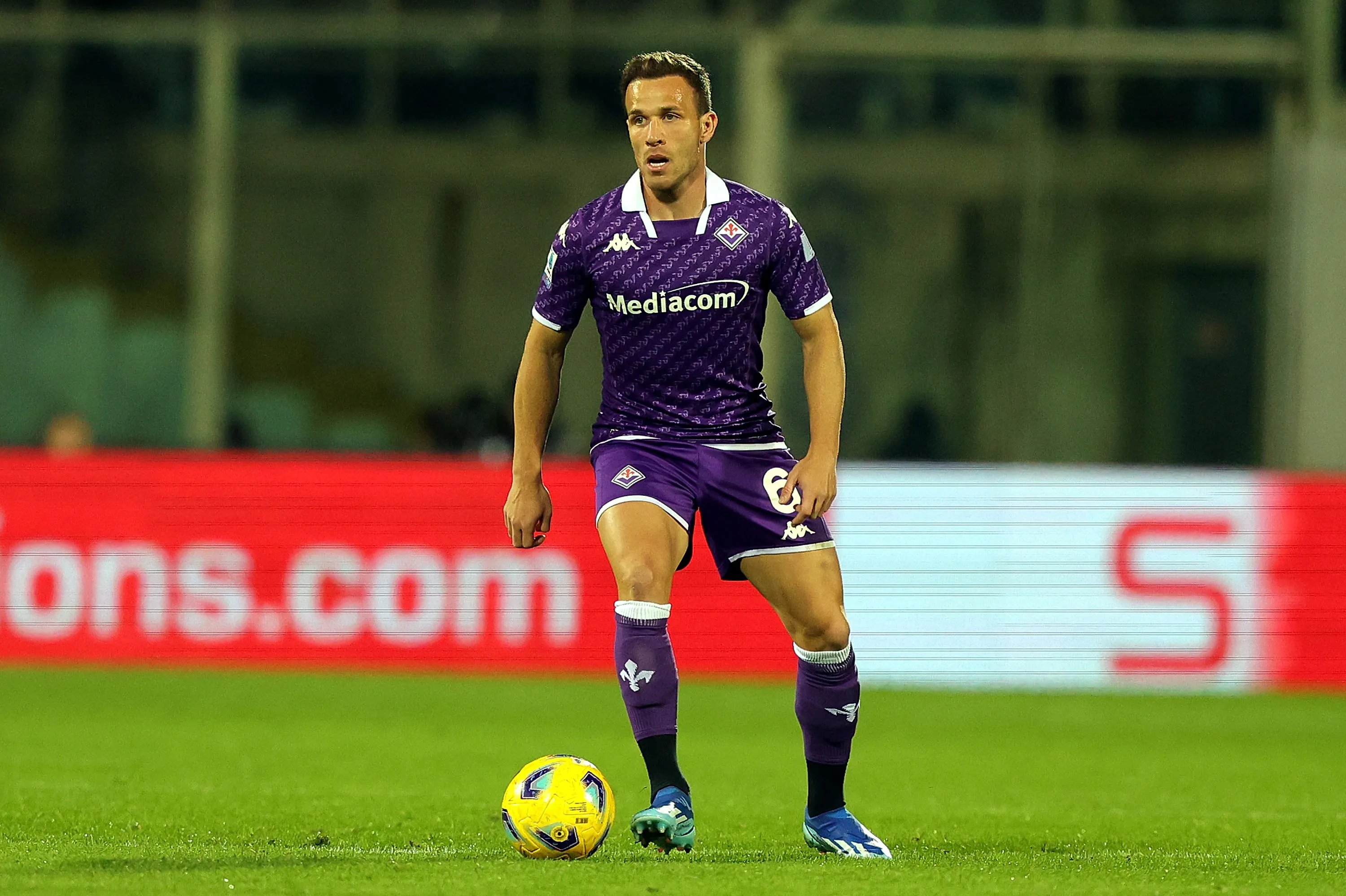O brasileiro também passou pela Fiorentina. Foto: Gabriele Maltinti/Getty Images