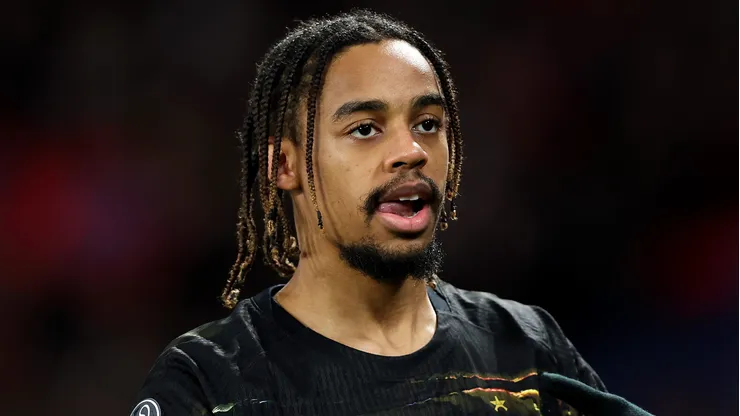 Barcelona e PSG negociam acordo que envolve Barcola e Koundé. Foto: Justin Setterfield/Getty Images