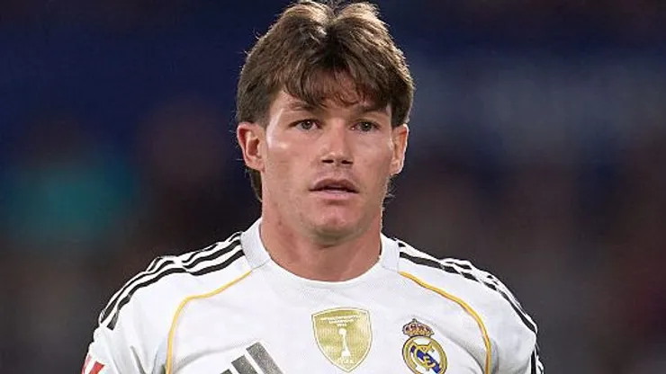 Fran García pelo Real Madrid. Foto: Aitor Alcalde/Getty Images