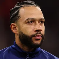 Memphis Depay deve começar no banco contra a Suécia