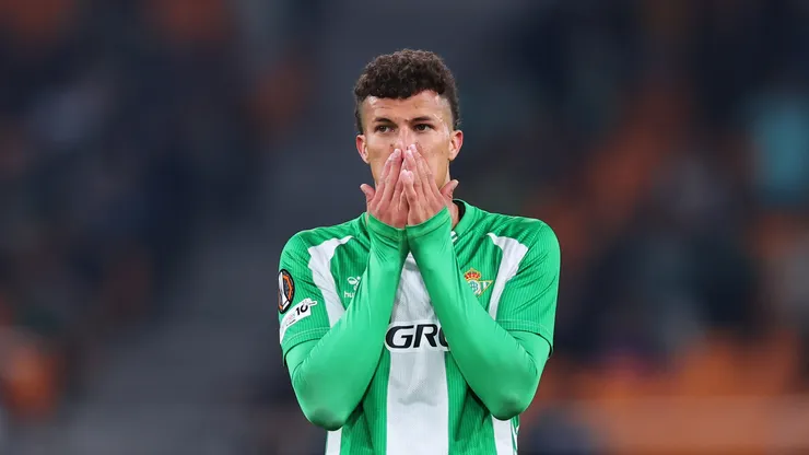 O meia Deossa está perto de acerto com o Vasco (Fran Santiago/Getty Images)
