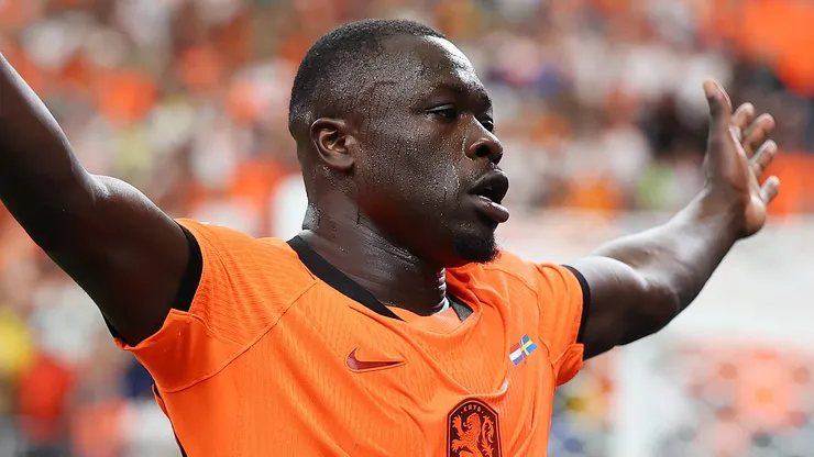 Brobbey marca gols contra a Suécia. Foto: Molly Darlington/Getty Images