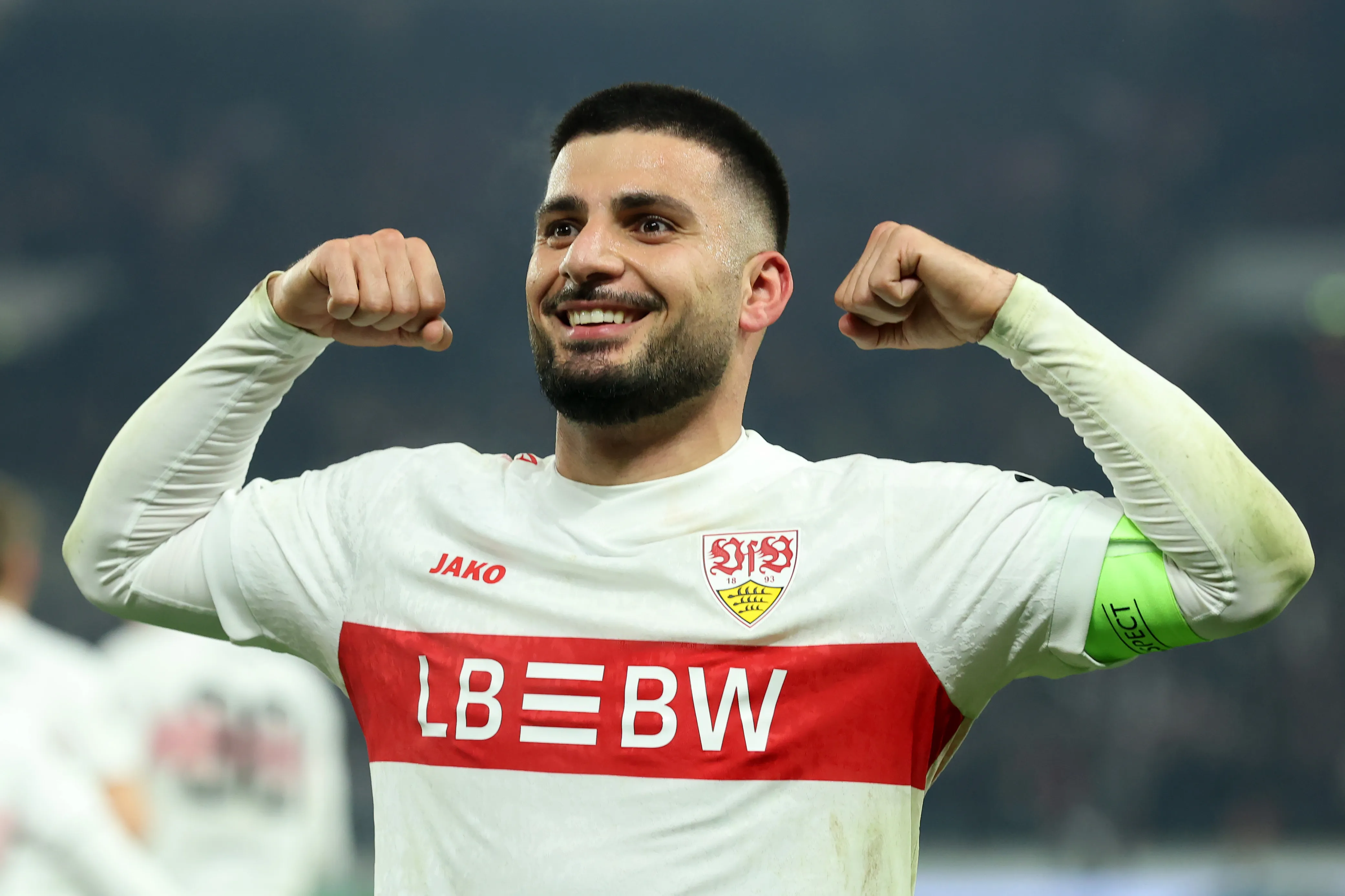 Undav comemorando um gol pelo Stuttgart (Foto: Alexander Hassenstein/Getty Images)