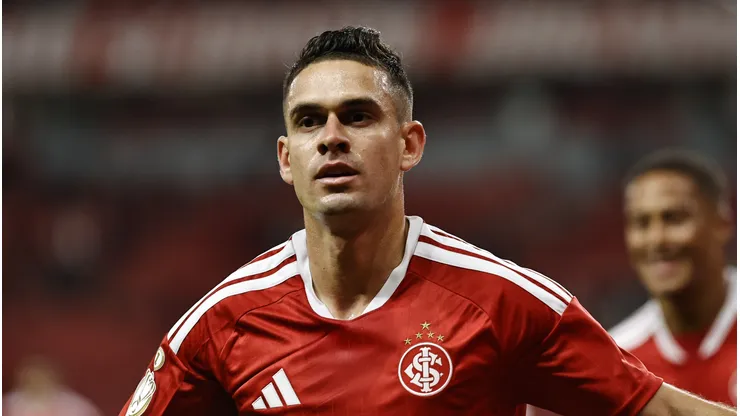 Borré volta à mira do River Plate. Roberto Vinicius/AGIF.