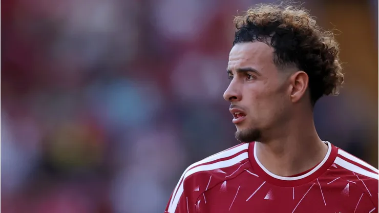 Curtis Jones pelo Liverpool. (Photo by Naomi Baker/Getty Images)