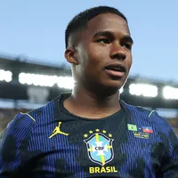 Lesão de Raphinha abre espaço para Endrick na ponta