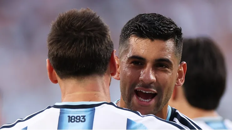 Argentina espera que lesão de Cuti Romero na Copa não seja grave (Photo by Charlotte Wilson/Getty Images)