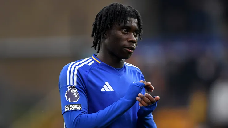 Jeremy Monga se aproxima do Arsenal. Foto: Joe Prior/Getty Images