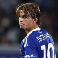 Reunião entre Real Madrid e Como por Nico Paz