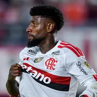 Aston Villa oferece R$ 53 milhões por Emerson Royal, do Flamengo