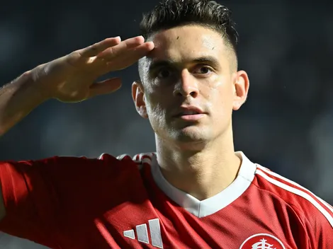 Rafael Borré se aproxima de retorno ao River Plate