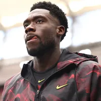 Davies deve reforçar o Canadá contra a Suíça