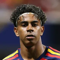 Yamal reage com “chegada forte” de Nico em treino da Espanha