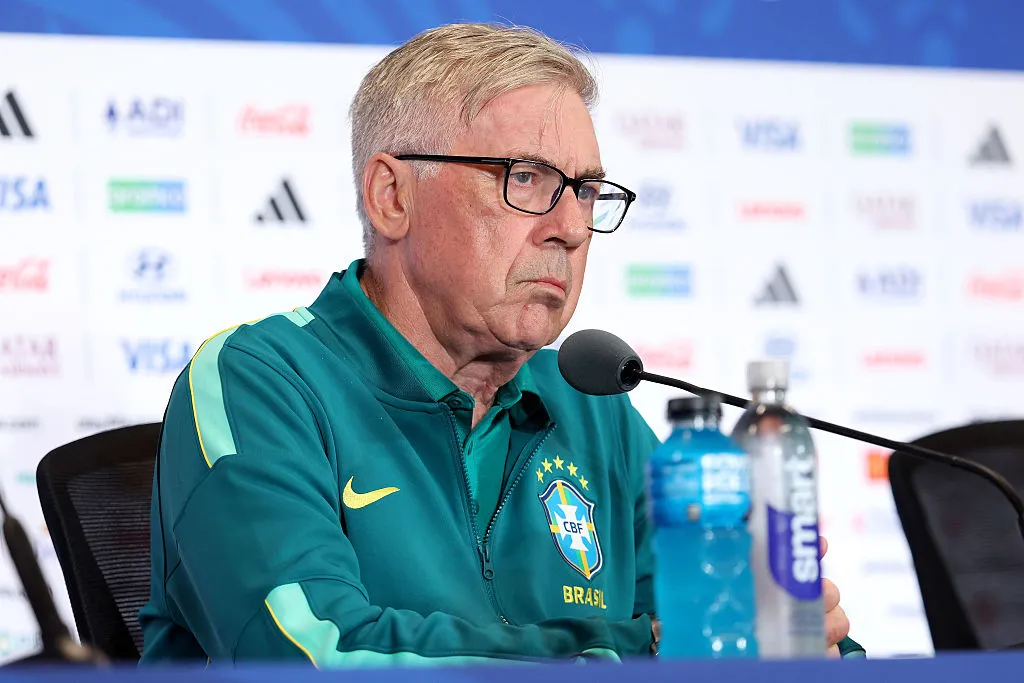 Carlo Ancelotti pediu calma aos torcedores após classificação da Seleção Brasileira (Foto: Leonardo Fernandez/Getty Images)