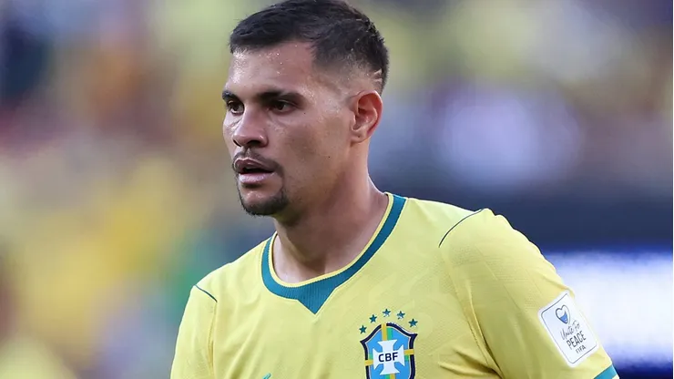 Bruno Guimarães é alvo do Arsenal (Photo by Kevin C. Cox/Getty Images)