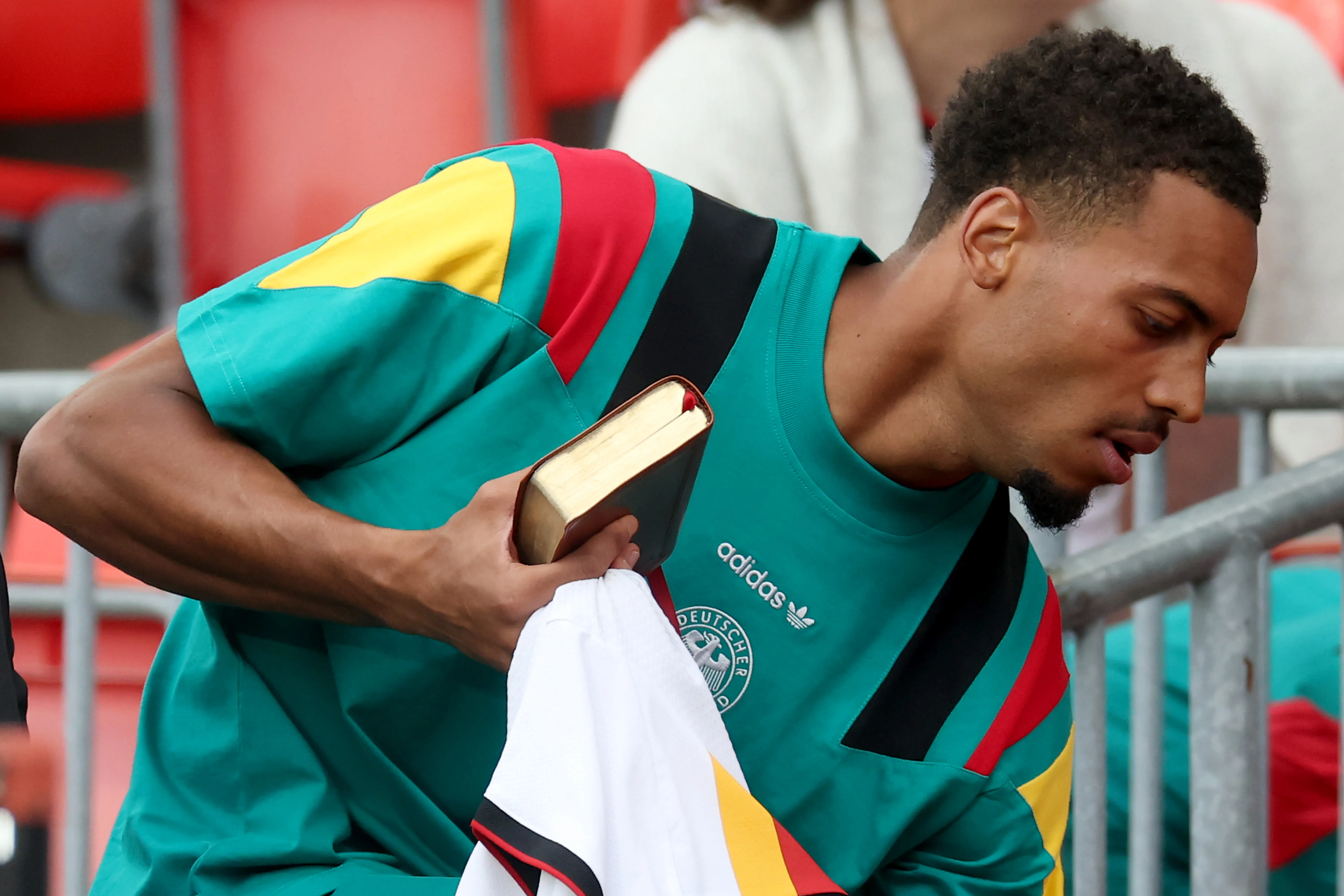 Felix Nmecha, alvo do United. (Photo by Alexander Hassenstein/Getty Images)