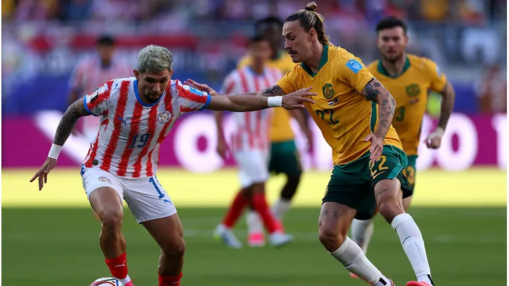 Paraguai e Austrália empataram. Dean Mouhtaropoulos/Getty Images.