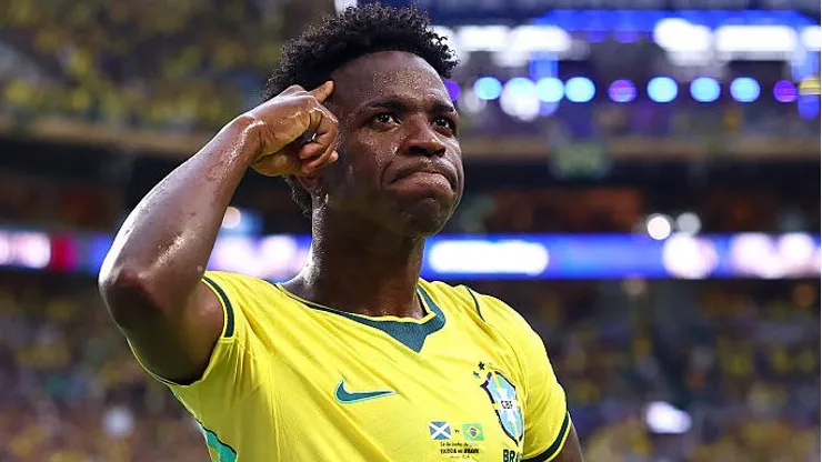 Vinicius Junior pela Seleção Brasileira. Foto: Megan Briggs/Getty Images