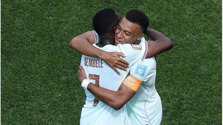 Dembélé e Mbappé comandam goleada. Buda Mendes/Getty Images.