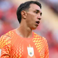 Muslera pede desculpas após eliminação na Copa