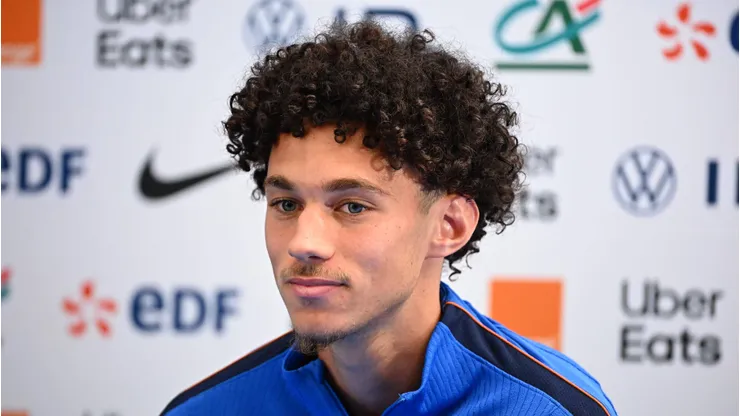 Akliouche será aposta do PSG para a próxima temporada