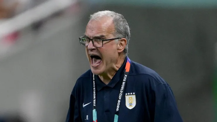 Bielsa revela que Muslera pediu para ser substituído contra a Espanha (Photo by David Ramos/Getty Images)