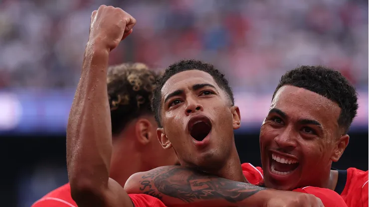 Bellingham marca gol e dá assistência contra o Panamá. Foto: Mattia Ozbot/Getty Images