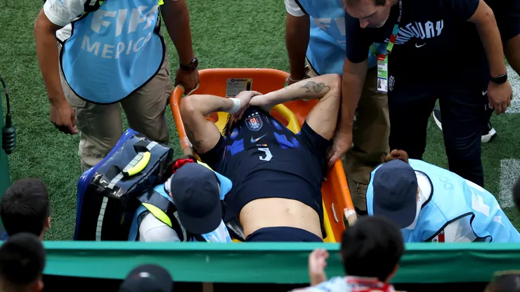 Manuel Ugarte se lesiona na Copa do Mundo. (Foto: Luke Hales/Getty Images)