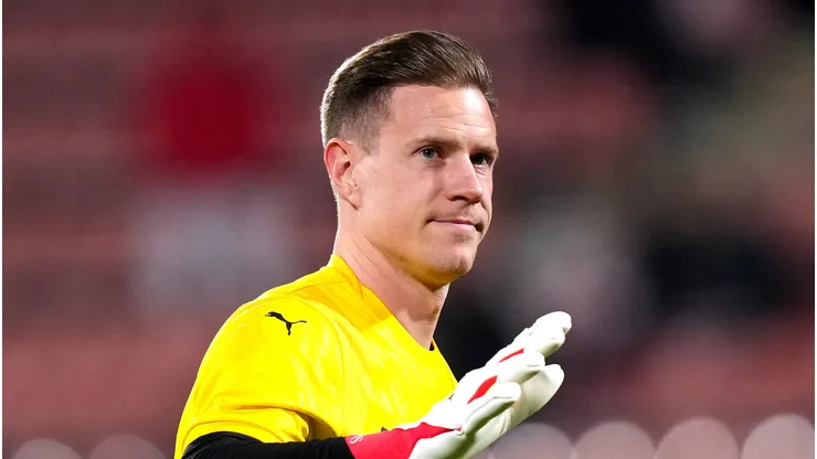 Barcelona negocia venda definitiva de Ter Stegen junto ao Ajax (Photo by Alex Caparros/Getty Images)