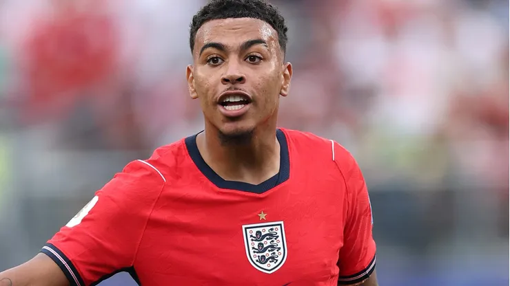 Morgan Rogers em partida da Inglaterra (Photo by Justin Setterfield/Getty Images)