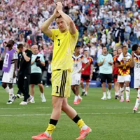 Neuer confirma aposentadoria da Seleção Alemã
