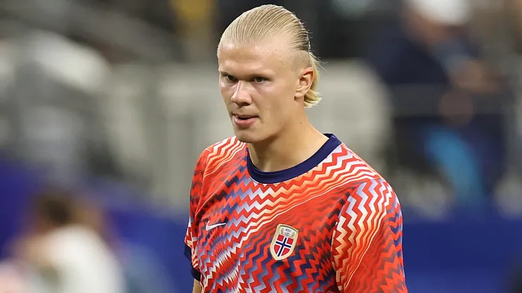 Haaland antes de uma partida pela Noruega. Foto: Stacy Revere/Getty Images