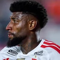 Emerson Royal não irá para o Aston Villa